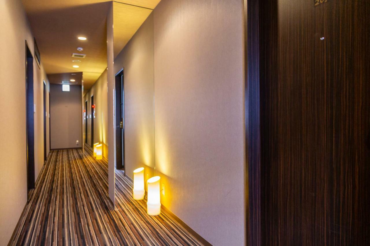 Floral Hotel - Nihonbashi Осака Екстериор снимка