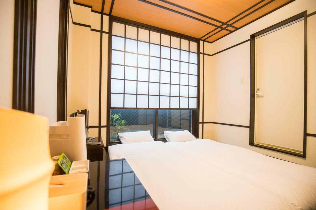 Floral Hotel - Nihonbashi Осака Екстериор снимка