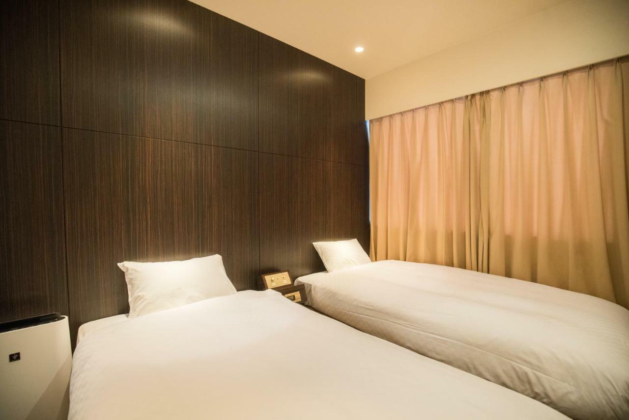 Floral Hotel - Nihonbashi Осака Екстериор снимка