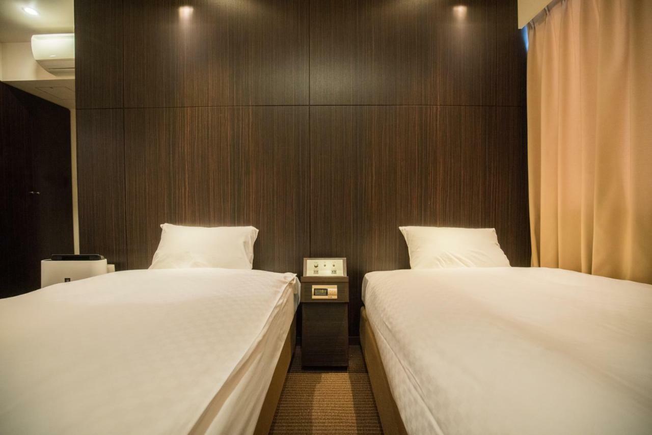 Floral Hotel - Nihonbashi Осака Екстериор снимка