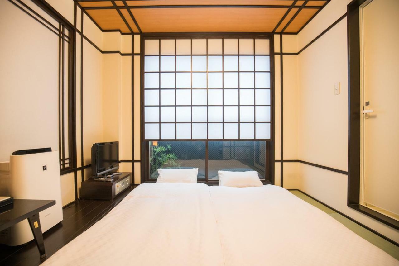 Floral Hotel - Nihonbashi Осака Екстериор снимка