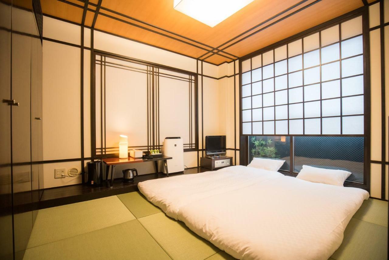 Floral Hotel - Nihonbashi Осака Екстериор снимка